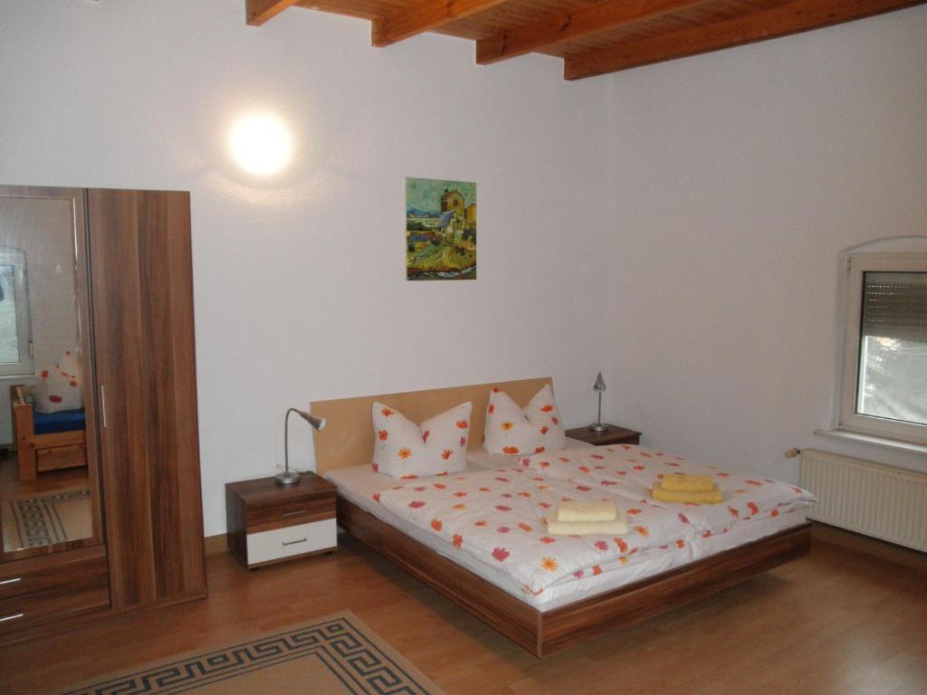 Apartment-Ferienwohnung Dresden-Briesnitz Номер фото